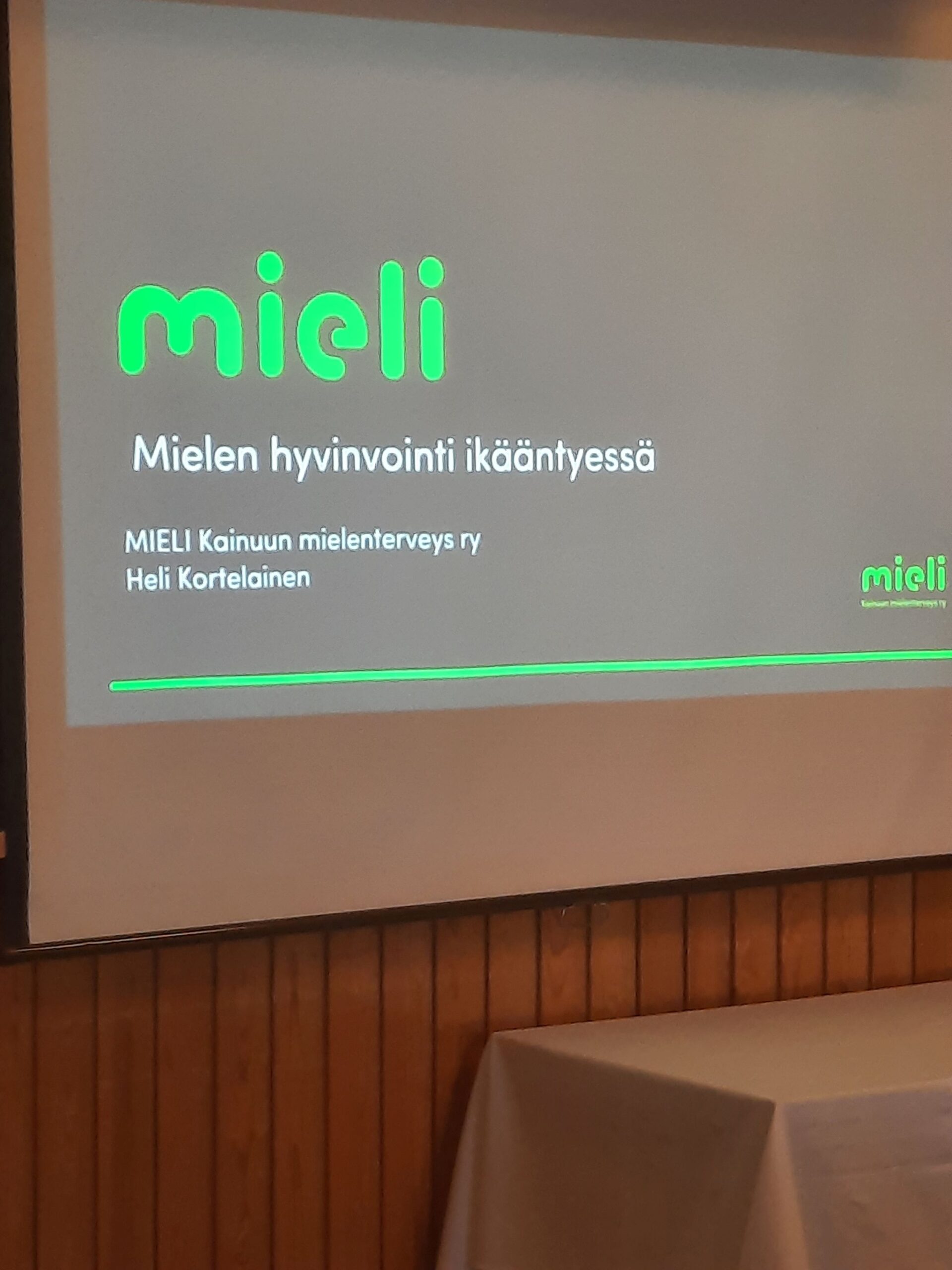 Kerhon aiheena mielen hyvinvointi ikääntyessä